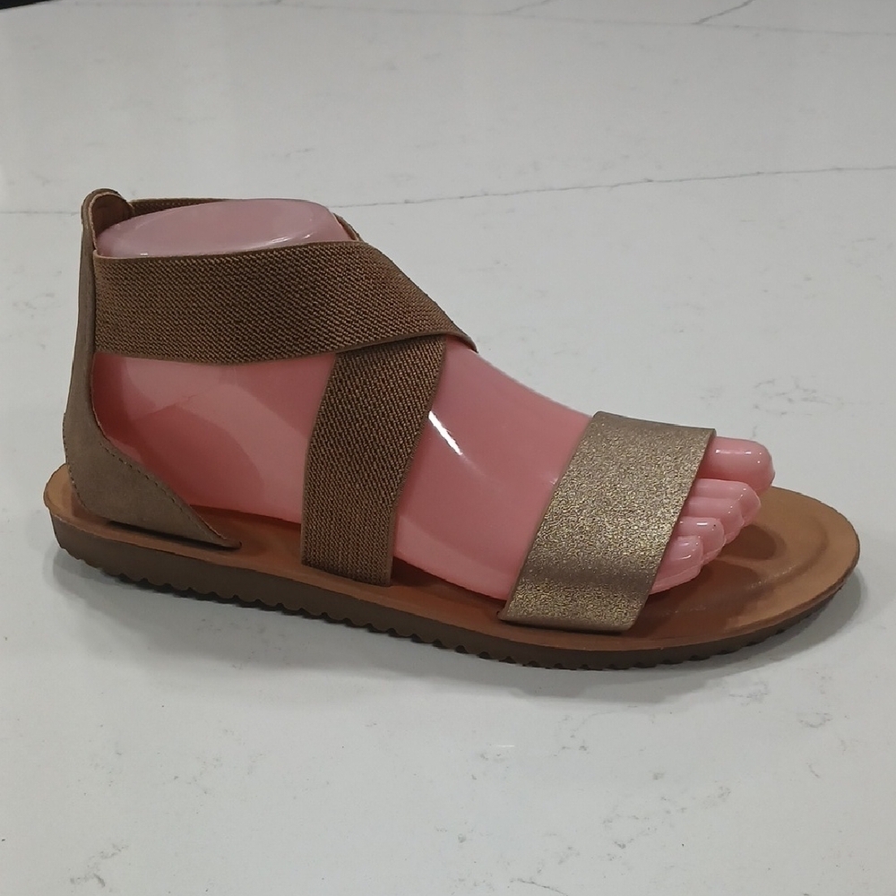 Cushionaire Memory Foam Brown Strappy Sandals Sz 8.5M Gentle Use